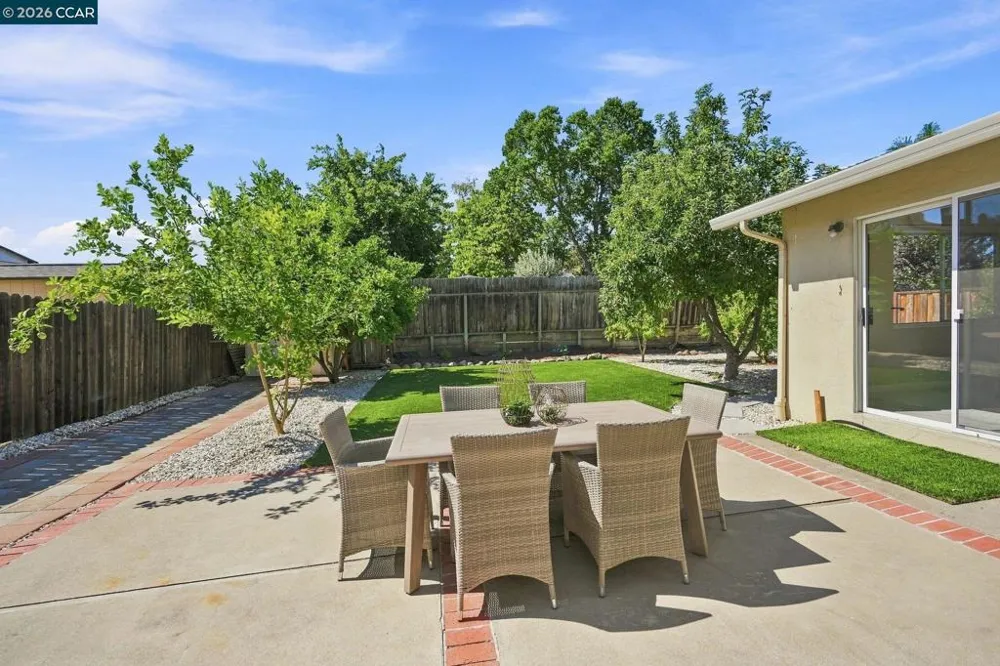 2225 Saint George Drive Concord, CA 94520