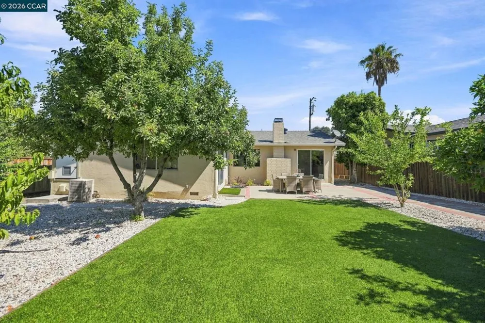 2225 Saint George Drive Concord, CA 94520