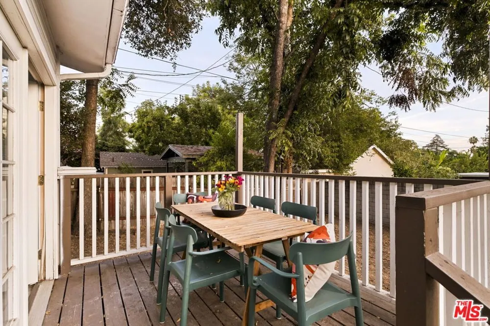 606 E Sacramento Street Altadena, CA 91001