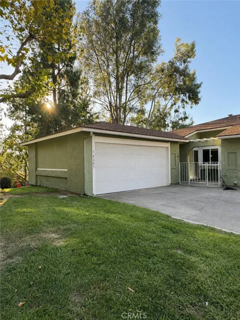 16207 Sierra Ridge