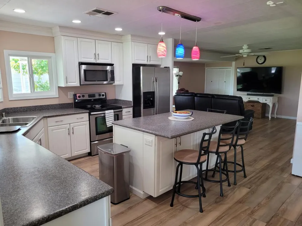 33250 Barcelona Drive Thousand Palms, CA 92276