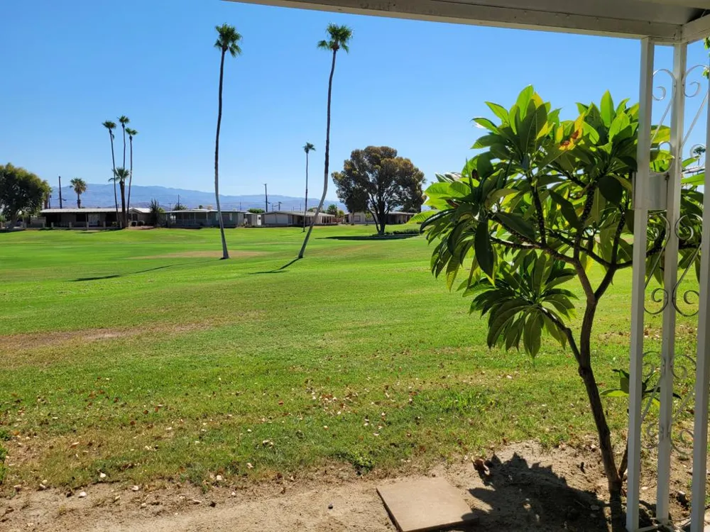 33250 Barcelona Drive Thousand Palms, CA 92276