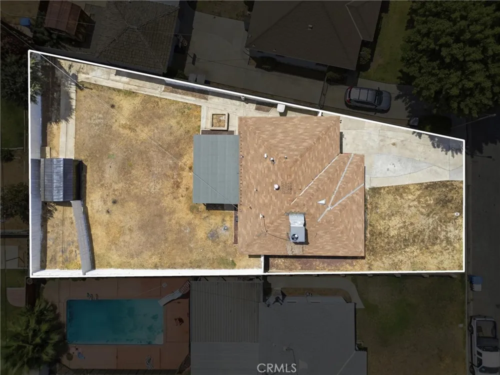 109 La Mesa Bakersfield, CA 93305