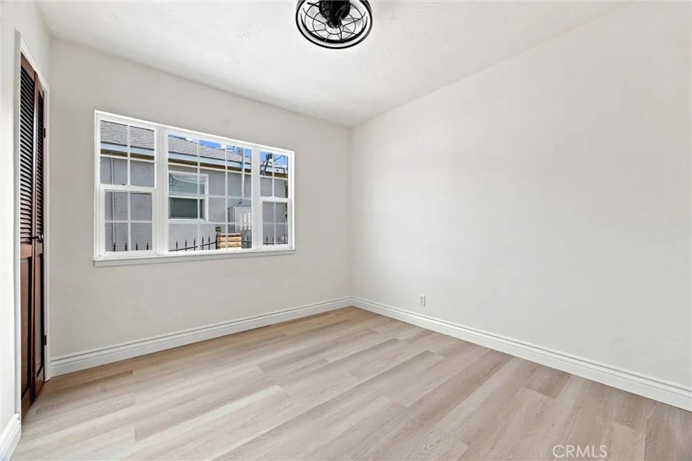 109 La Mesa Bakersfield, CA 93305