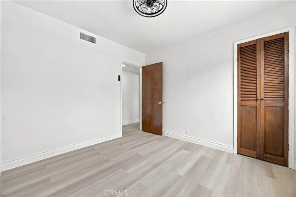109 La Mesa Bakersfield, CA 93305