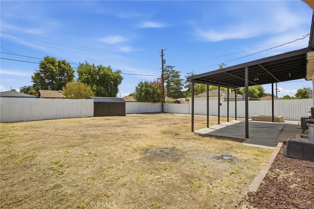 109 La Mesa Bakersfield, CA 93305
