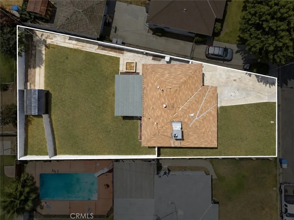 109 La Mesa Bakersfield, CA 93305
