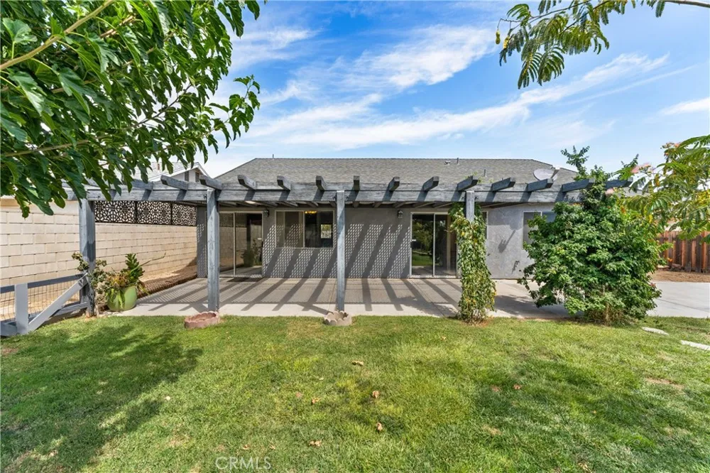 3112 Myrtle Rosamond, CA 93560