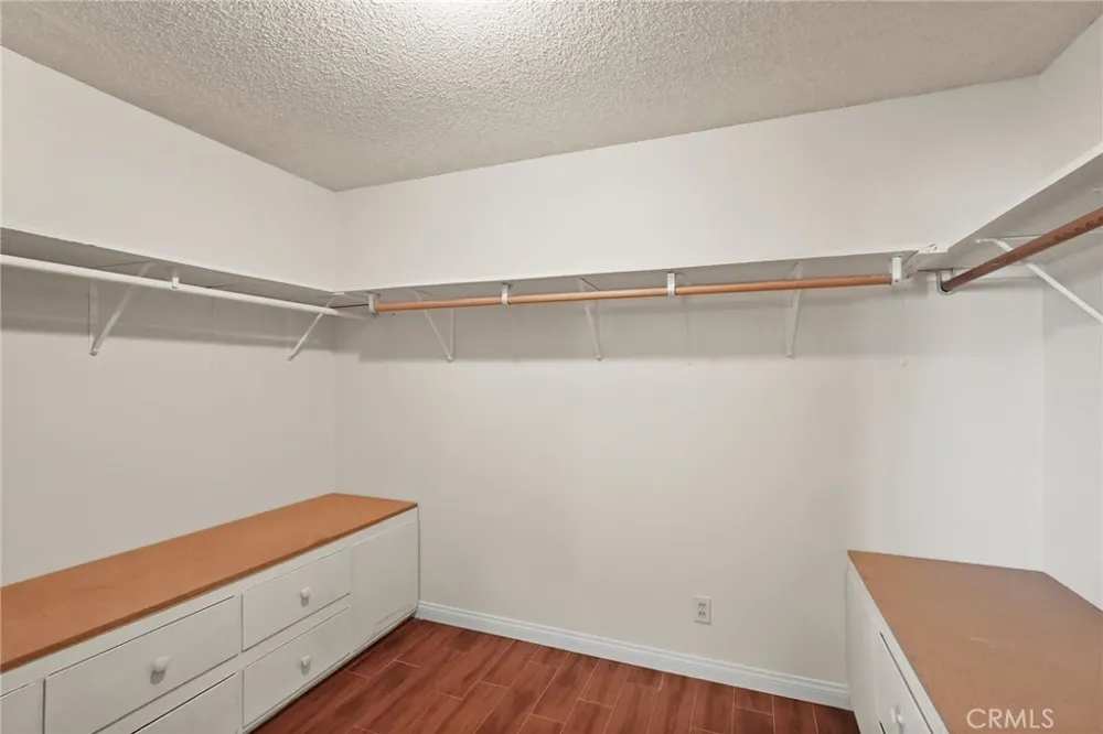 5753 Eunice Simi Valley, CA 93063