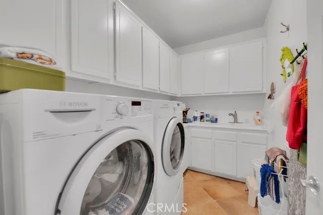29115 Parkhill Court Menifee, CA 92584