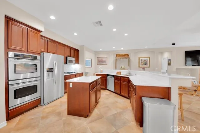 29115 Parkhill Court Menifee, CA 92584