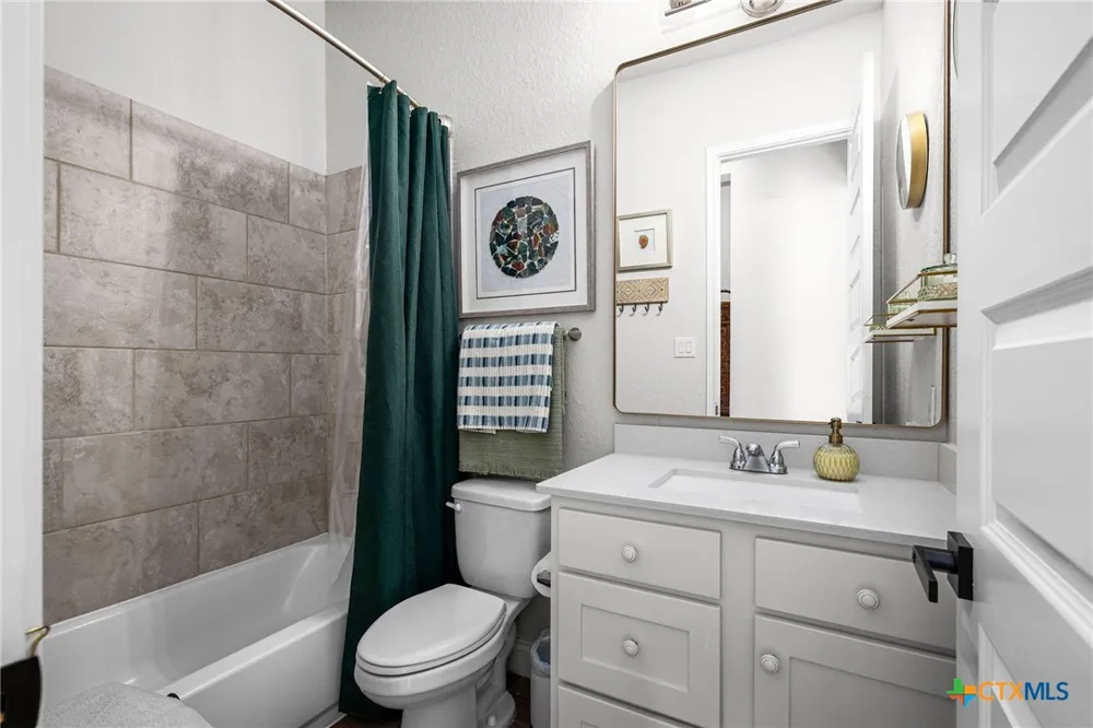 1185 Waddie Way New Braunfels, TX 78132