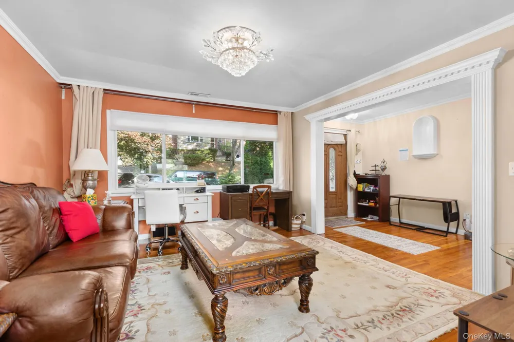 185 Rosedale Road Yonkers, NY 10710
