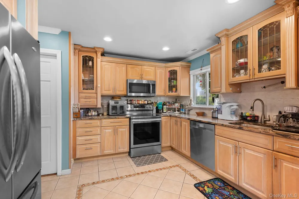 185 Rosedale Road Yonkers, NY 10710