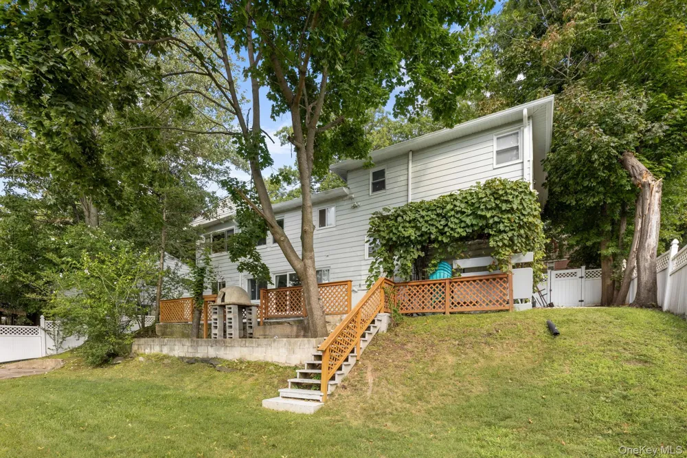 185 Rosedale Road Yonkers, NY 10710