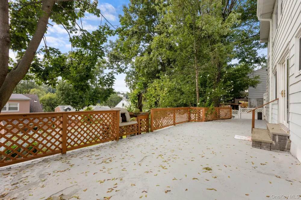 185 Rosedale Road Yonkers, NY 10710