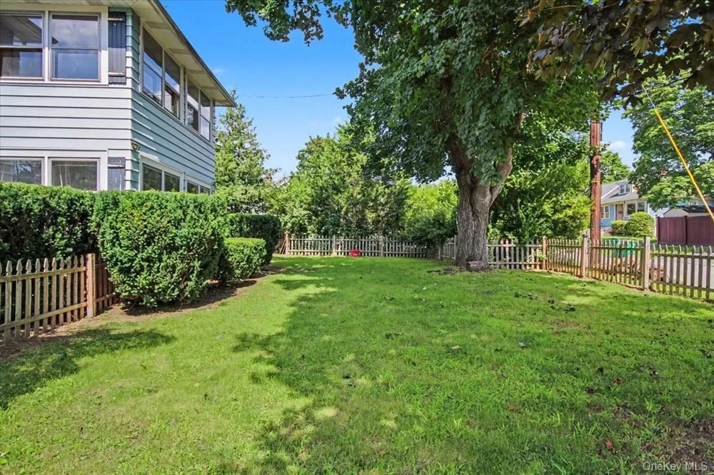 35 Orchard Place Beacon, NY 12508