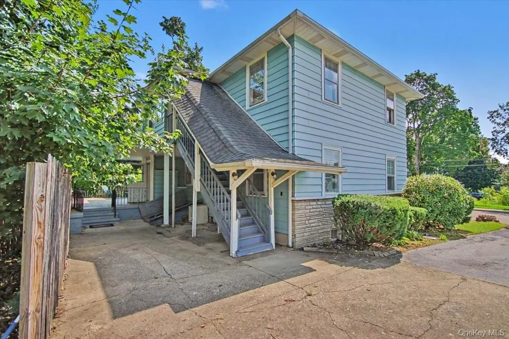35 Orchard Place Beacon, NY 12508