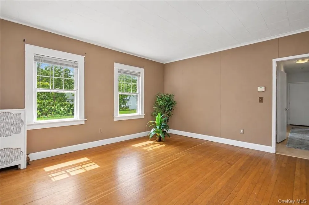 35 Orchard Place Beacon, NY 12508