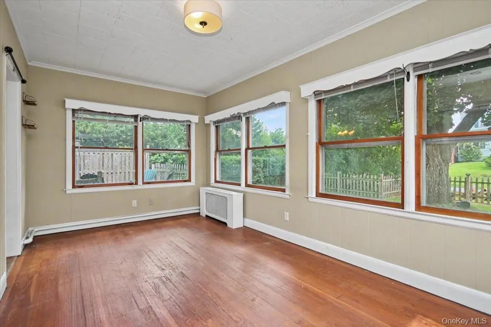 35 Orchard Place Beacon, NY 12508