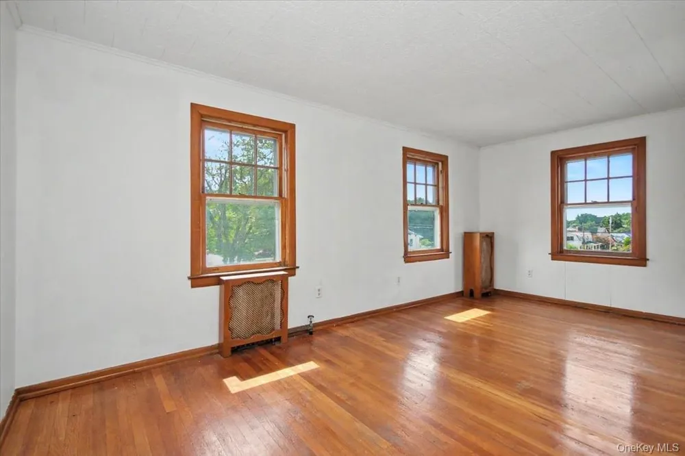 35 Orchard Place Beacon, NY 12508