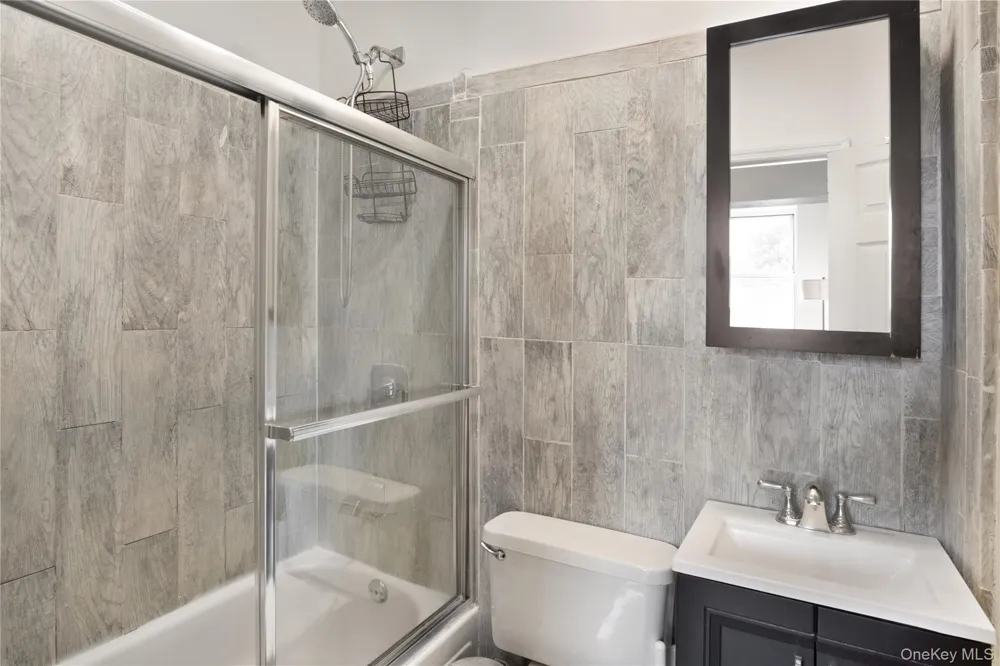 211 Kosciuszko Street #3 Brooklyn, NY 11216