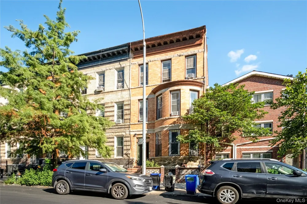 211 Kosciuszko Street #3 Brooklyn, NY 11216