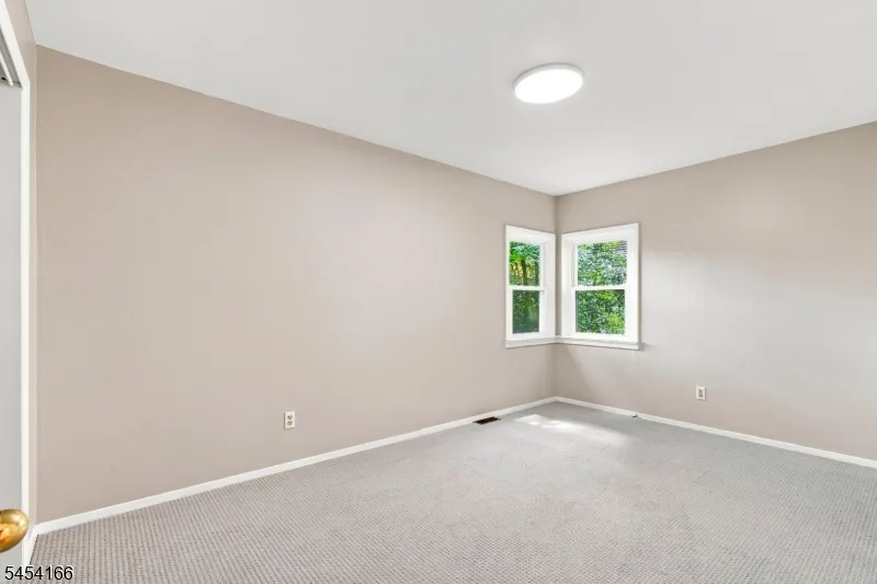 111 S Shore Dr Wantage, NJ 07461