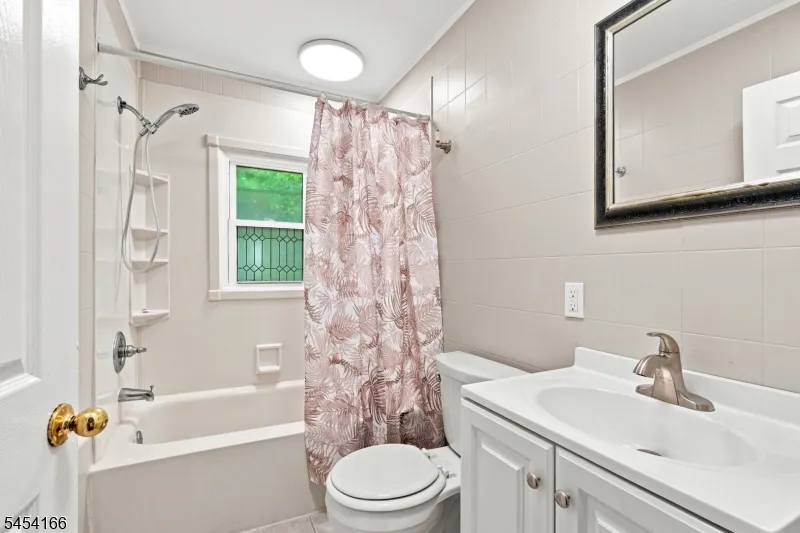 111 S Shore Dr Wantage, NJ 07461