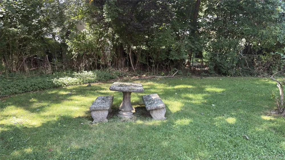 128 Rocky Point Landing Road Rocky Point, NY 11778