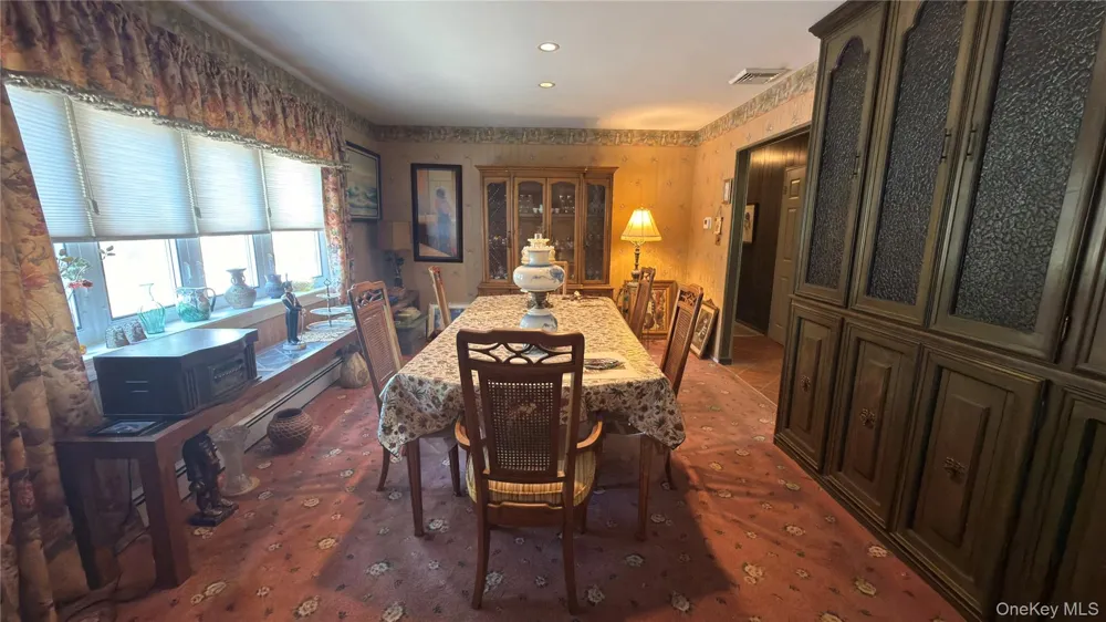 128 Rocky Point Landing Road Rocky Point, NY 11778