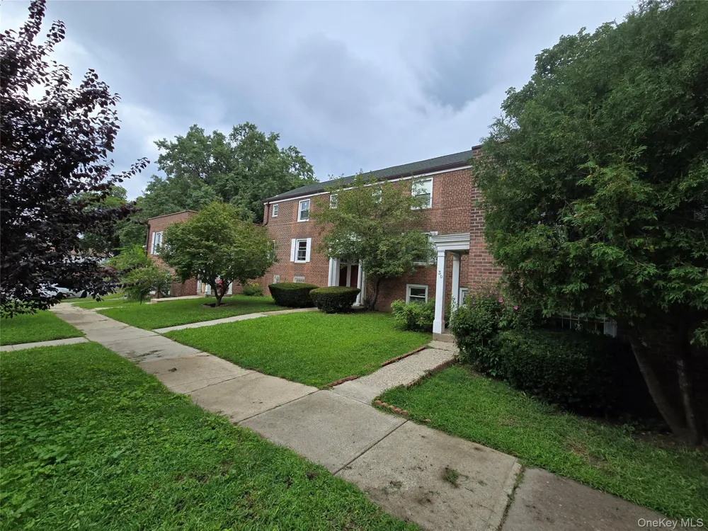 144-15 Charter #3GC Briarwood, NY 11435