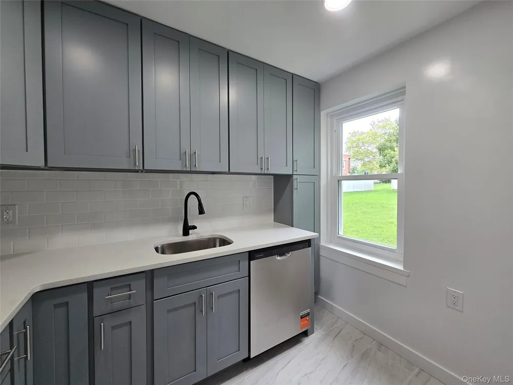 144-15 Charter #3GC Briarwood, NY 11435