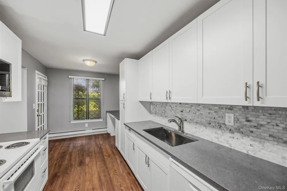 631 Sierra Vista Lane #Bldg 21 Valley Cottage, NY 10989