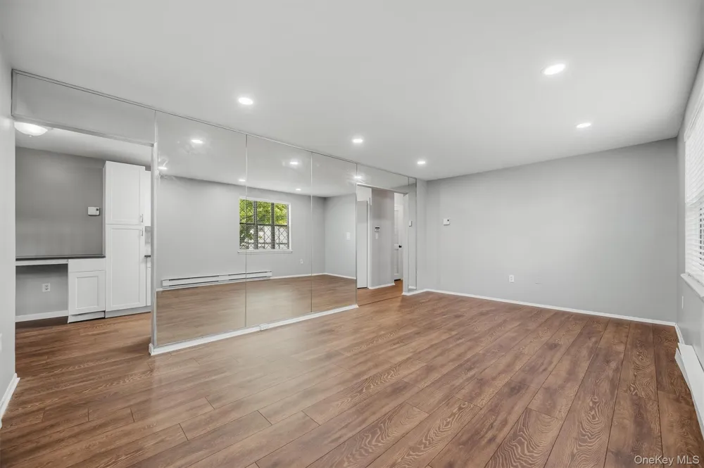 631 Sierra Vista Lane #Bldg 21 Valley Cottage, NY 10989