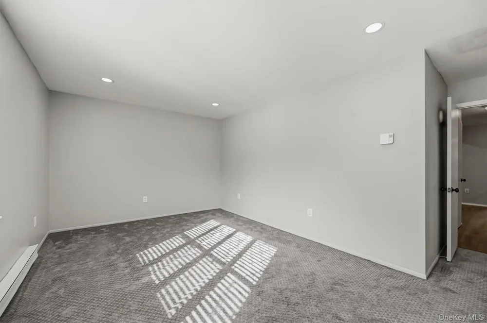 631 Sierra Vista Lane #Bldg 21 Valley Cottage, NY 10989