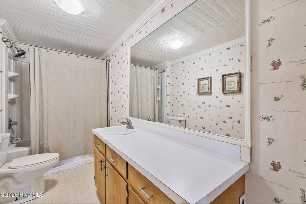 2356 Oakdale Road La Grange, NC 28551