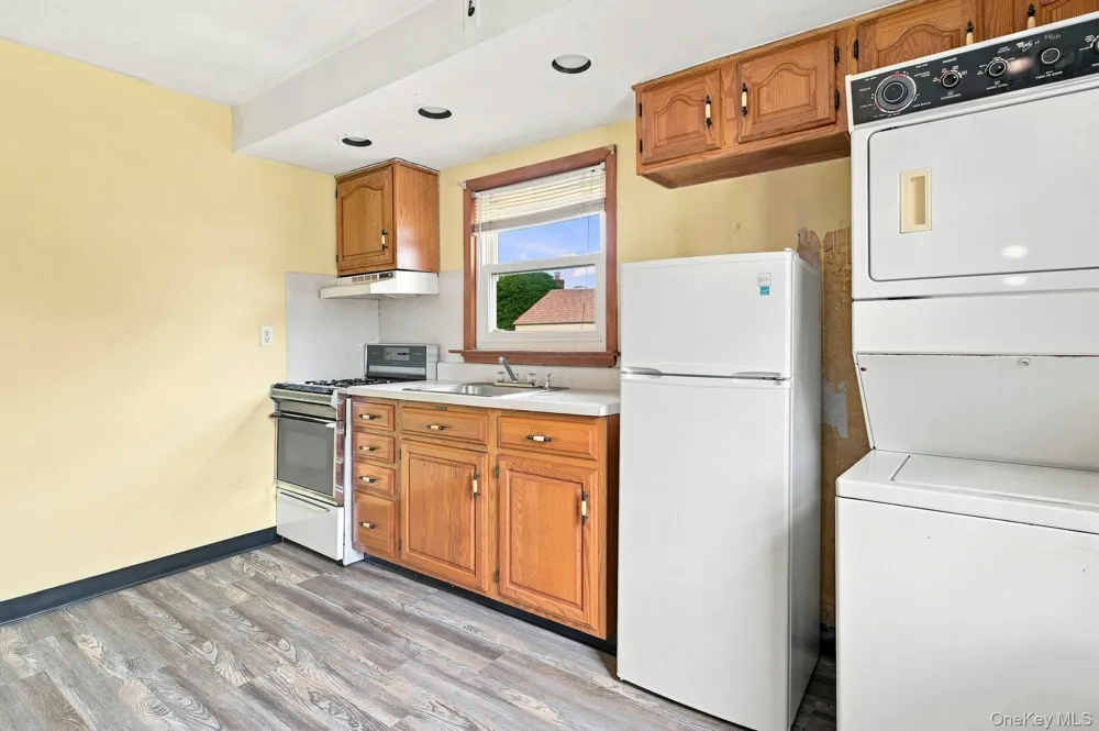 39 Emma Street Bethpage, NY 11714