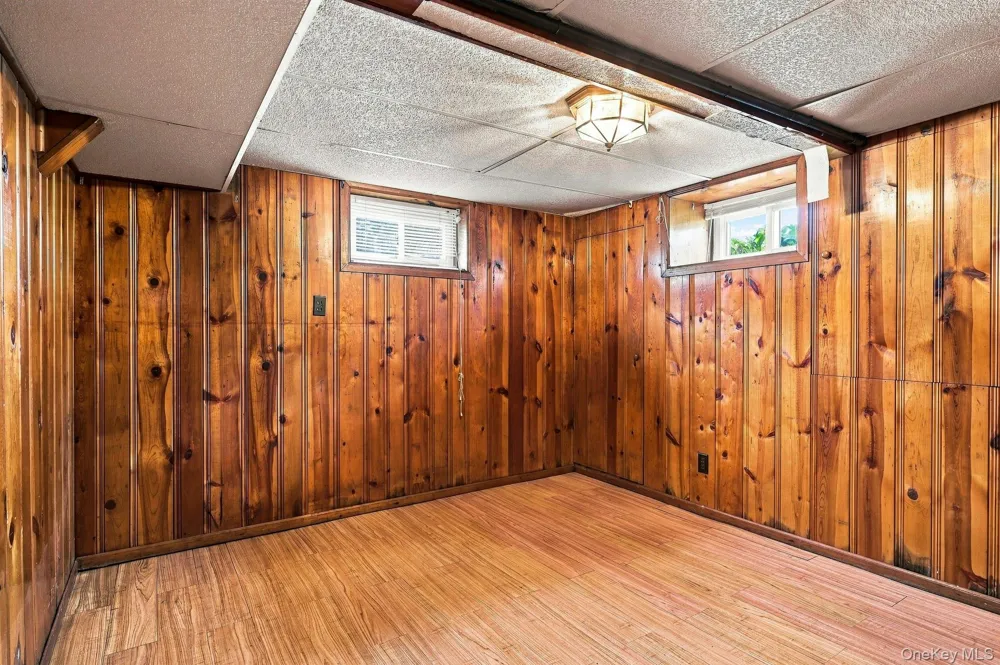 39 Emma Street Bethpage, NY 11714