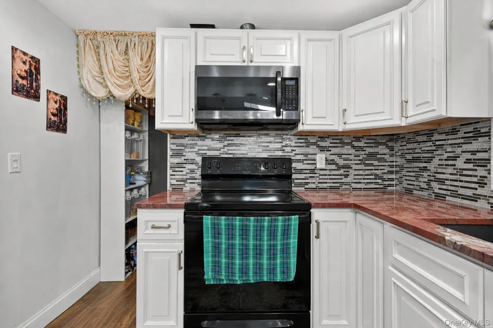 142 27th Street Wheatley Heights, NY 11798