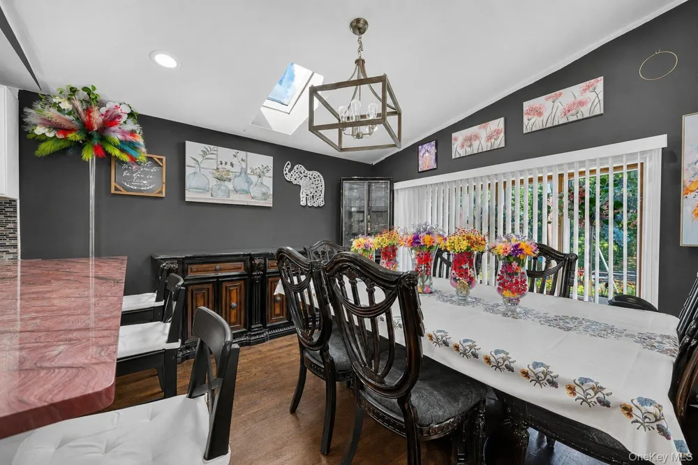 142 27th Street Wheatley Heights, NY 11798