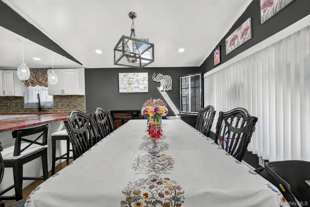 142 27th Street Wheatley Heights, NY 11798