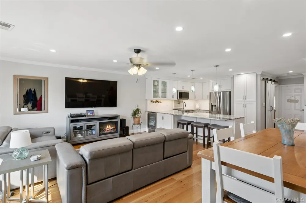94 Pacific Boulevard Long Beach, NY 11561