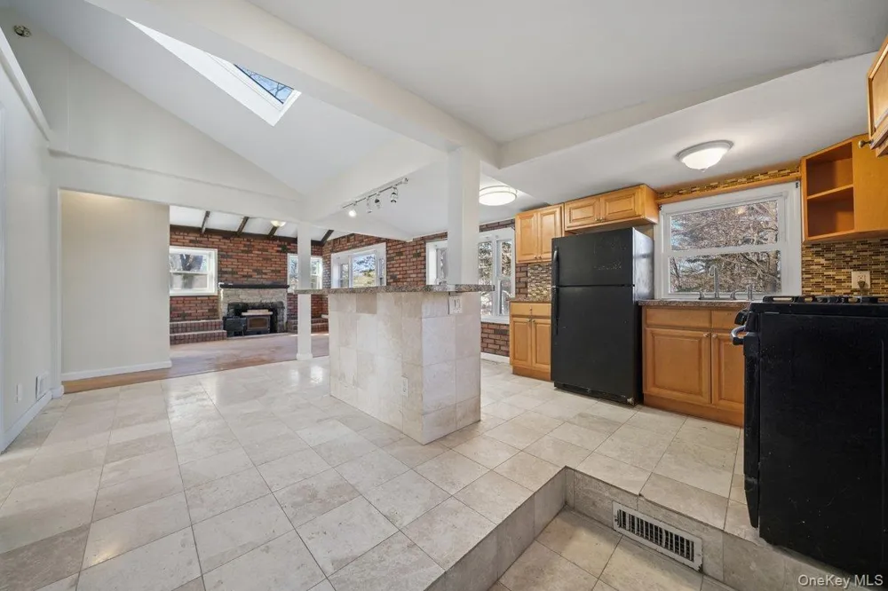 37 Orchard Trail Monroe, NY 10950