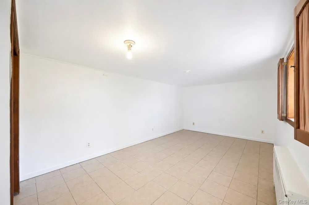 125 S 5th Street Bethpage, NY 11714