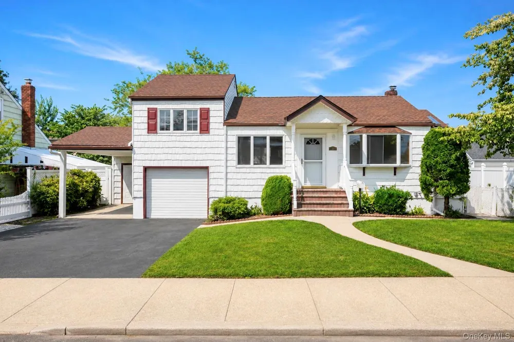 125 S 5th Street Bethpage, NY 11714