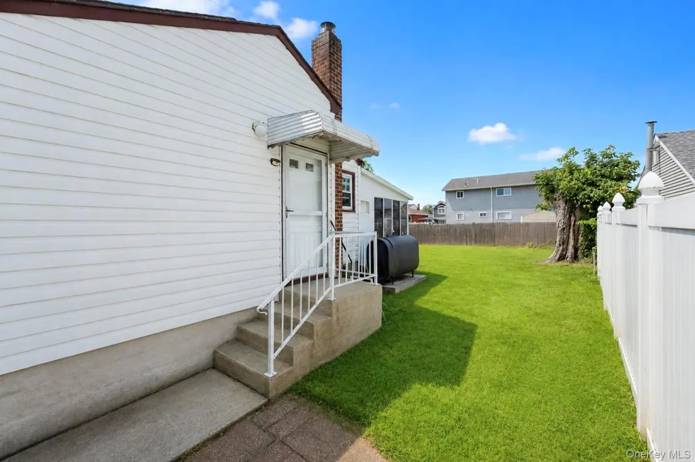 125 S 5th Street Bethpage, NY 11714