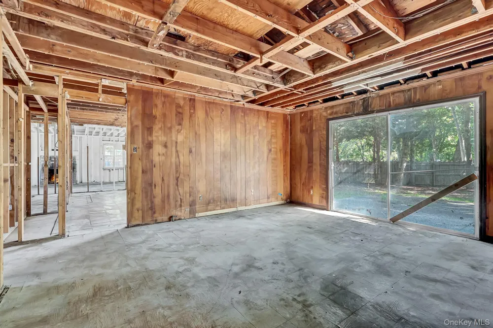 1343 Stony Brook Road Stony Brook, NY 11790