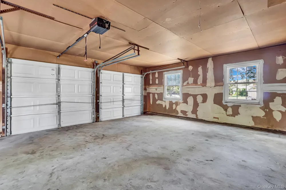 1343 Stony Brook Road Stony Brook, NY 11790