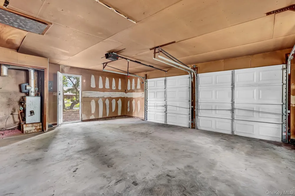 1343 Stony Brook Road Stony Brook, NY 11790